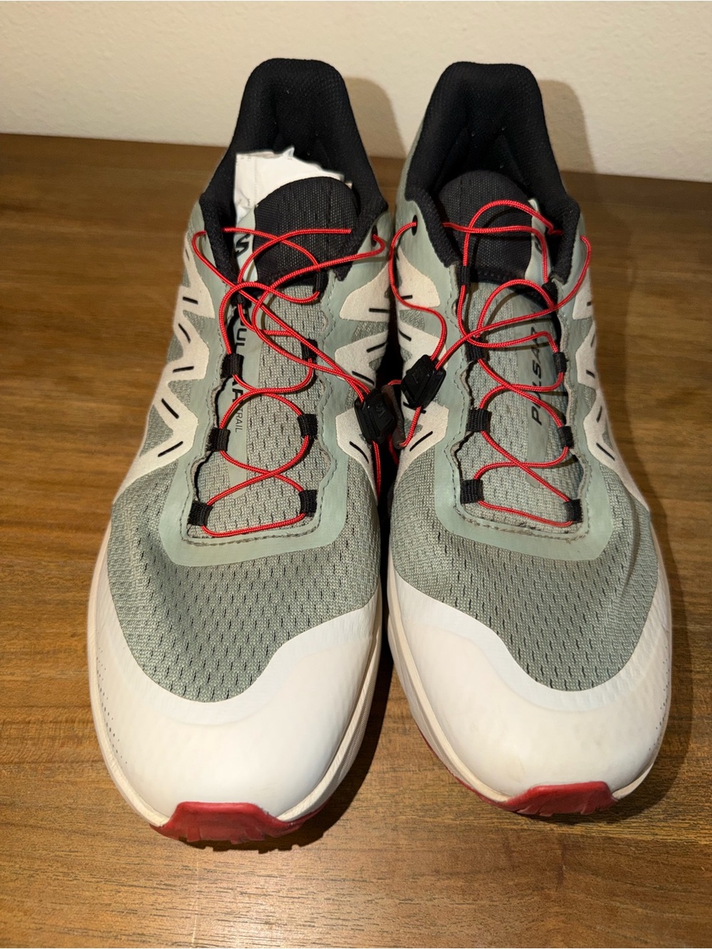 Salomon Men's Athletic Shoes White Gray Green with Red Laces